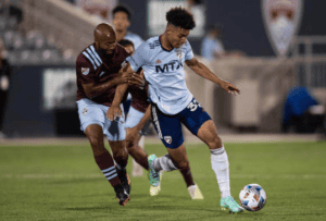 เรดบูลส์ได้แนวรับใหม่! เซ็น จัสติน เช ยาวถึงปี 2028 พร้อมออปชัน