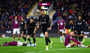 สเปอร์สยังไม่ชนะปี 2026! โรเมโรโขกนาที 90 เซฟแต้มเจ๊าเบิร์นลีย์ 2-2