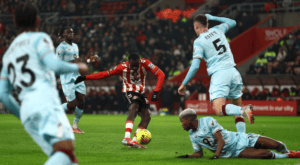 ข่าวแปลกแต่จริง: ซันเดอร์แลนด์มาแล้ว! ดิอาร์ราปลดล็อก พาถล่มเบิร์นลีย์ 3-0